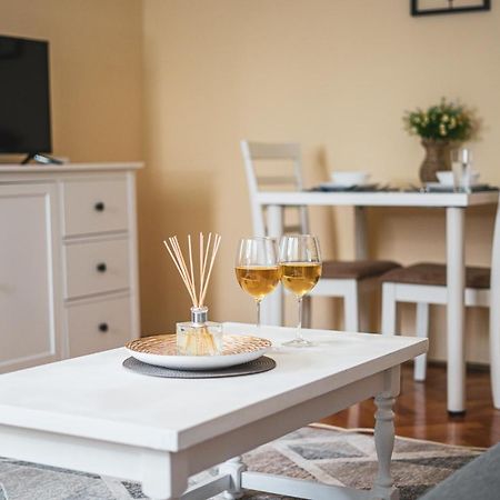 Central And Modern Apartment With Free Parking Тимишоара Экстерьер фото